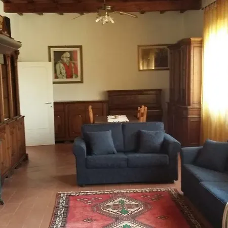 For 4/6 People With Fireplace Semesterbostad *